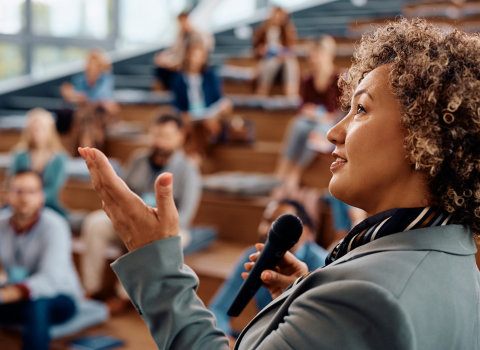 Ciclo de Workshops Online (ao vivo) _ Comunicar Bem e Falar com Impacto